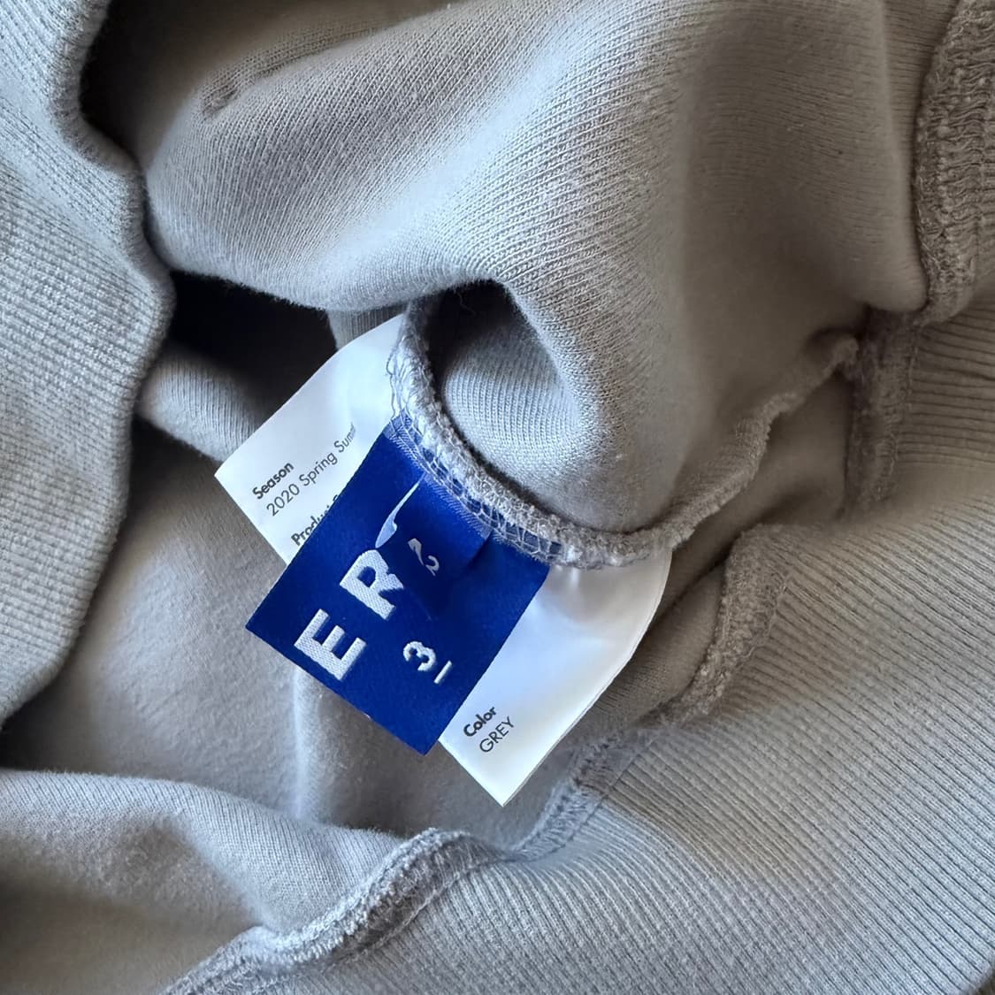 아더에러 후드티 상품이미지3