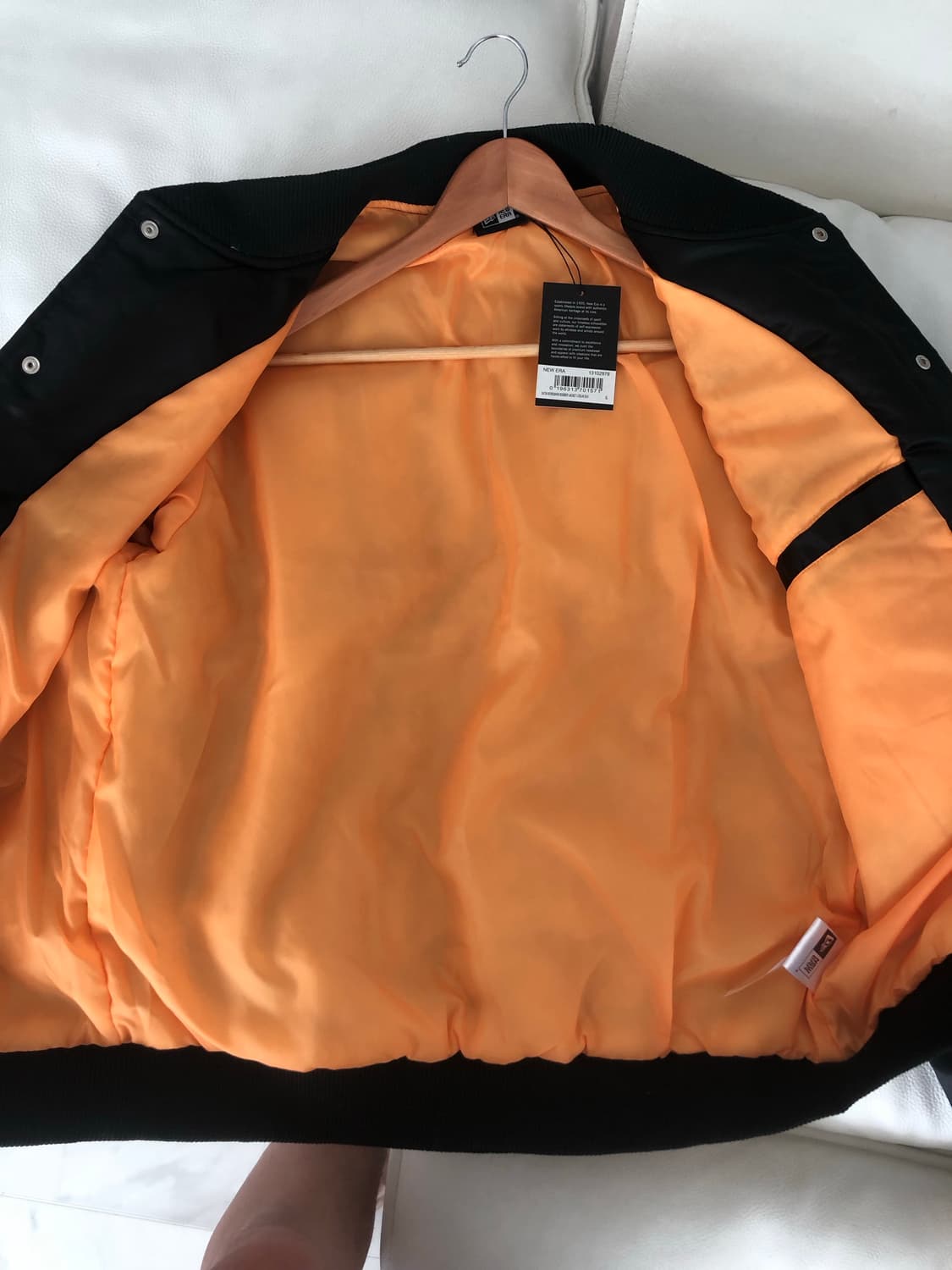 뉴에라 사틴 레이커스 자켓 (새상품) 상품이미지3