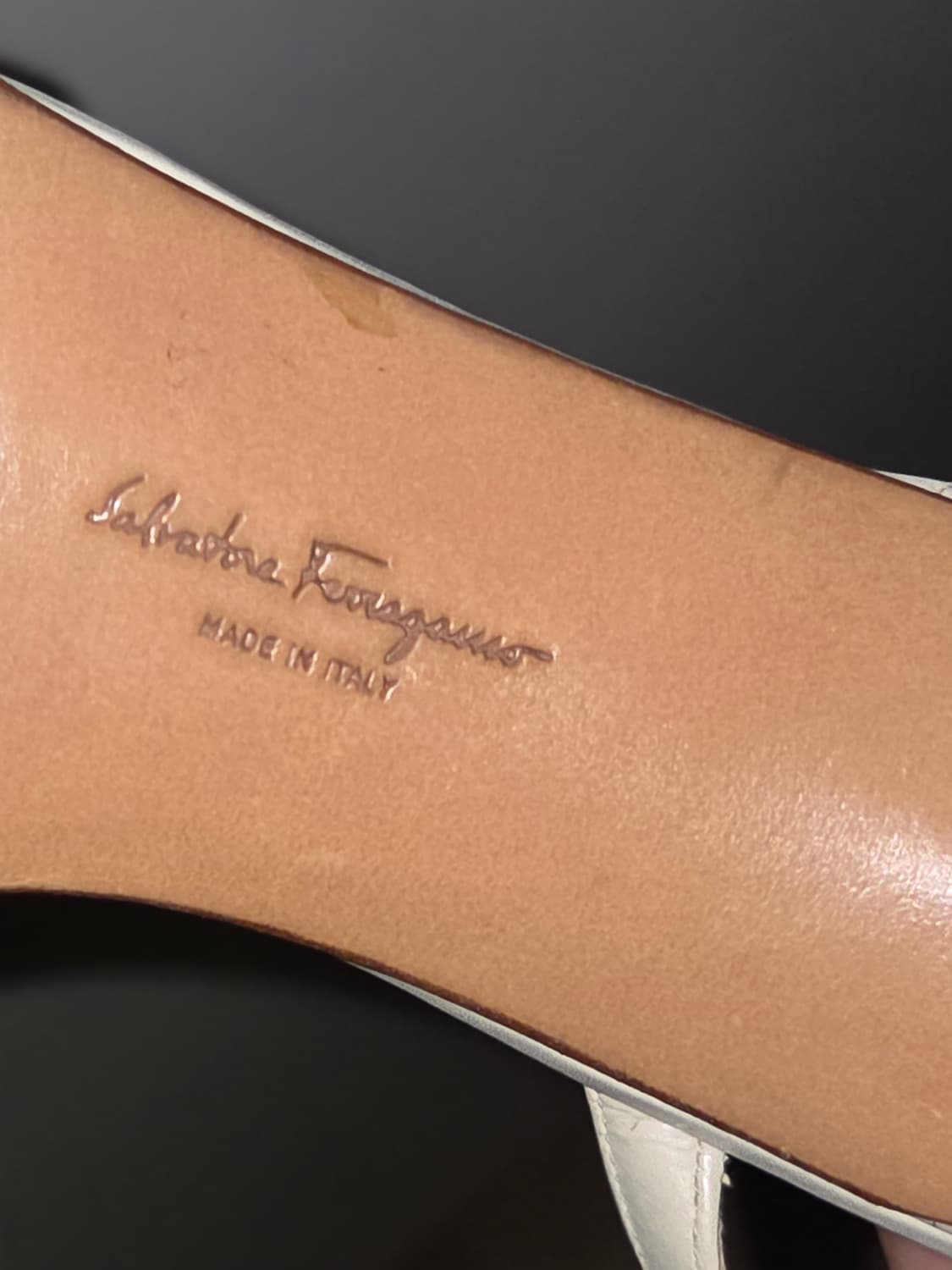 페레가모 베이지 샌들 235 상품이미지4