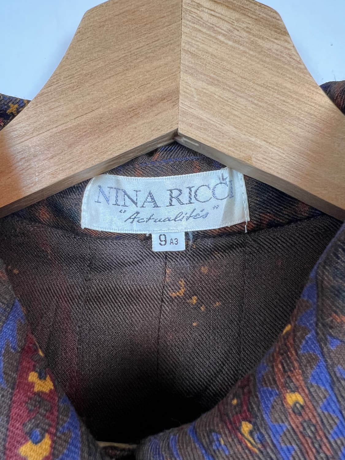 T147 니나리치 페이즐리 패턴 셔츠 SIZE9 상품이미지3