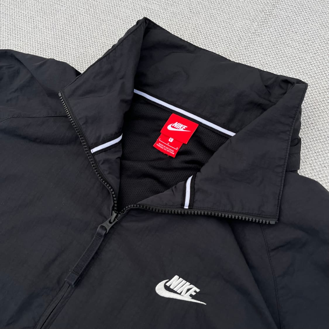 Nike Big Swoosh Windbreaker Jacket 상품이미지3