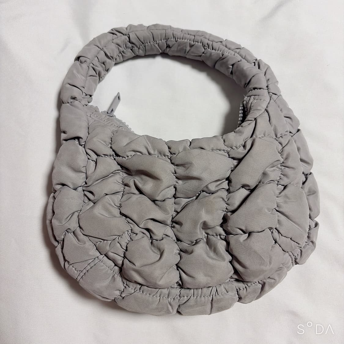 COS 코스 마이크로 퀄팅백 구름백 상품이미지2