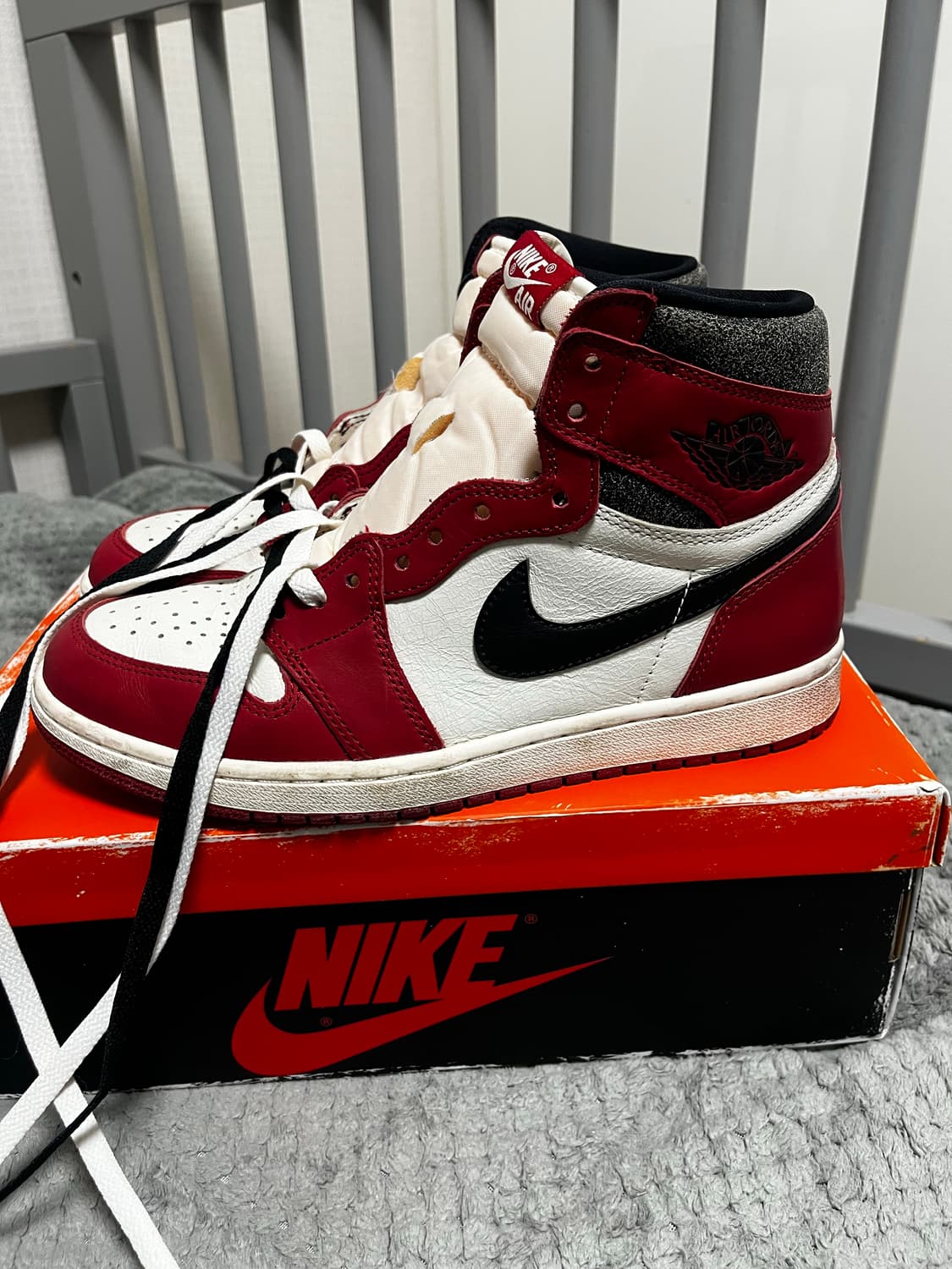 (270) 조던 1 레트로 하이 OG 시카고 2022 상품이미지3