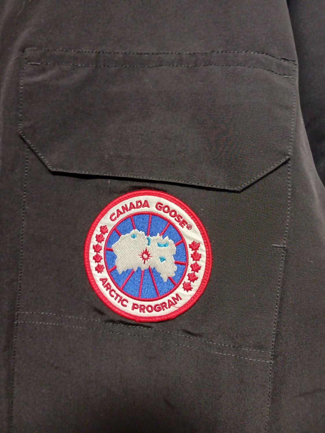 캐나다구스 익스페디션 파카 블랙 상품이미지2