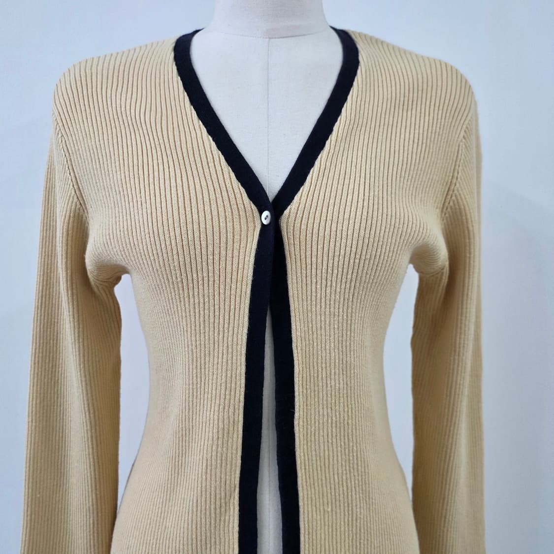 ANNEX 베이지블랙 배색 골지가디건 상품이미지4