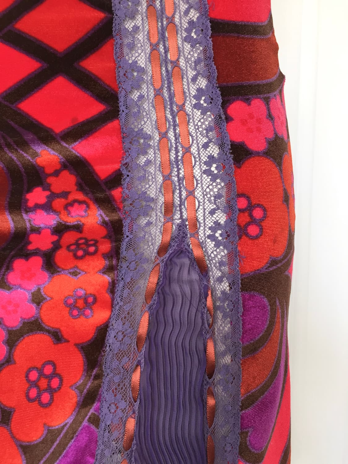 D&G Vintage Floral Velour Midi Skirt 상품이미지5