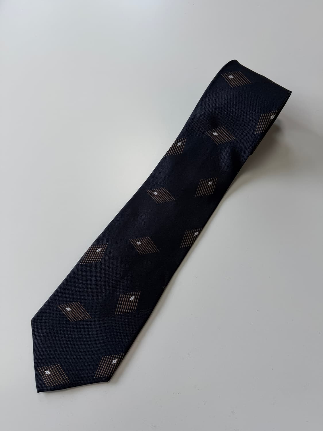 지이크(sieg) 실크 넥타이 9cm 상품이미지1