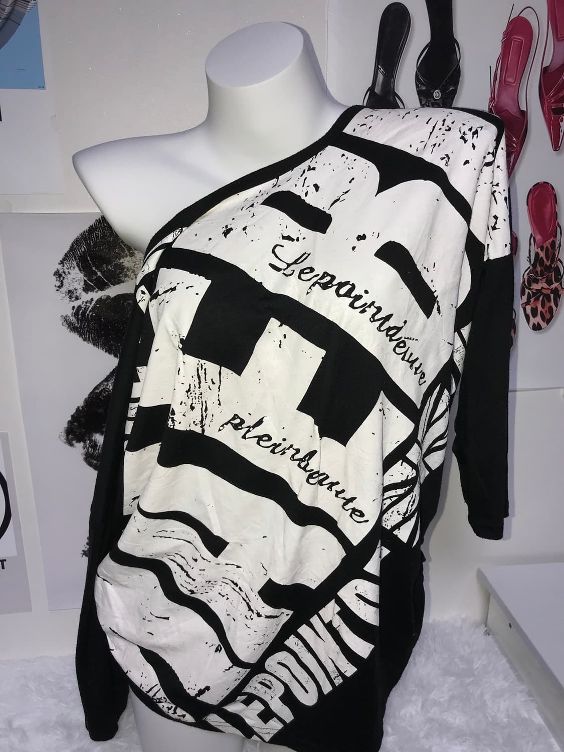 black printing long sleeve 상품이미지1