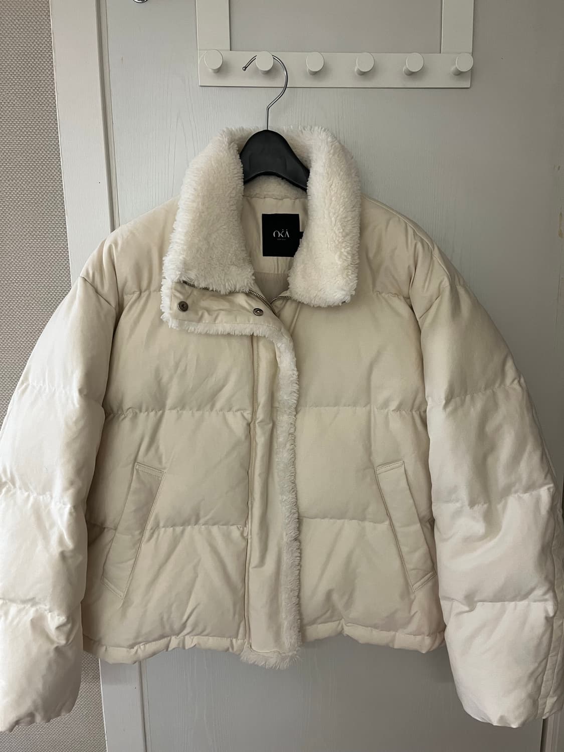 오스트카카 페기구스 아이보리 숏패딩 상품이미지3