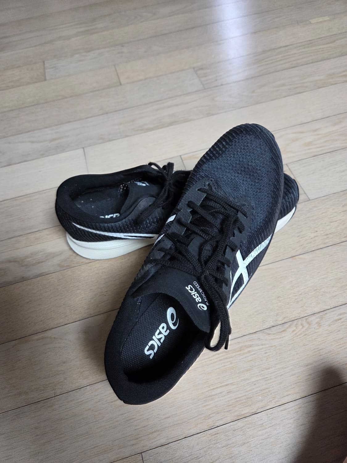 아식스 매직스피드2  290mm 블랙.상태최상 상품이미지5