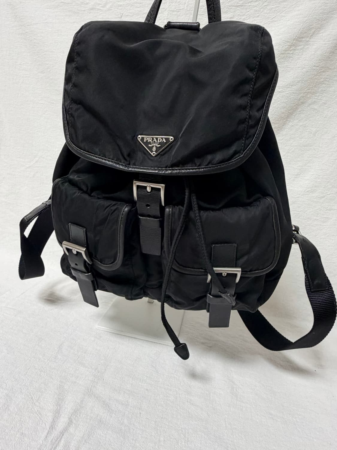 정품 프라다 포코노 나일론 투포켓 미디움 백팩 블랙 상품이미지6