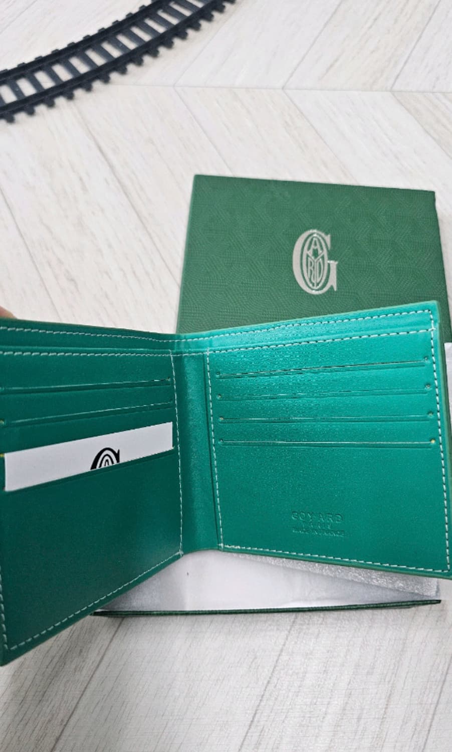 고야드 남성 반지갑 그린(새상품+풀박) 상품이미지2