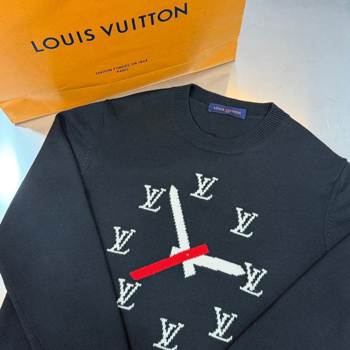 [리오브] 루이비통 인타르시아 LV 클락 니트 상품이미지3