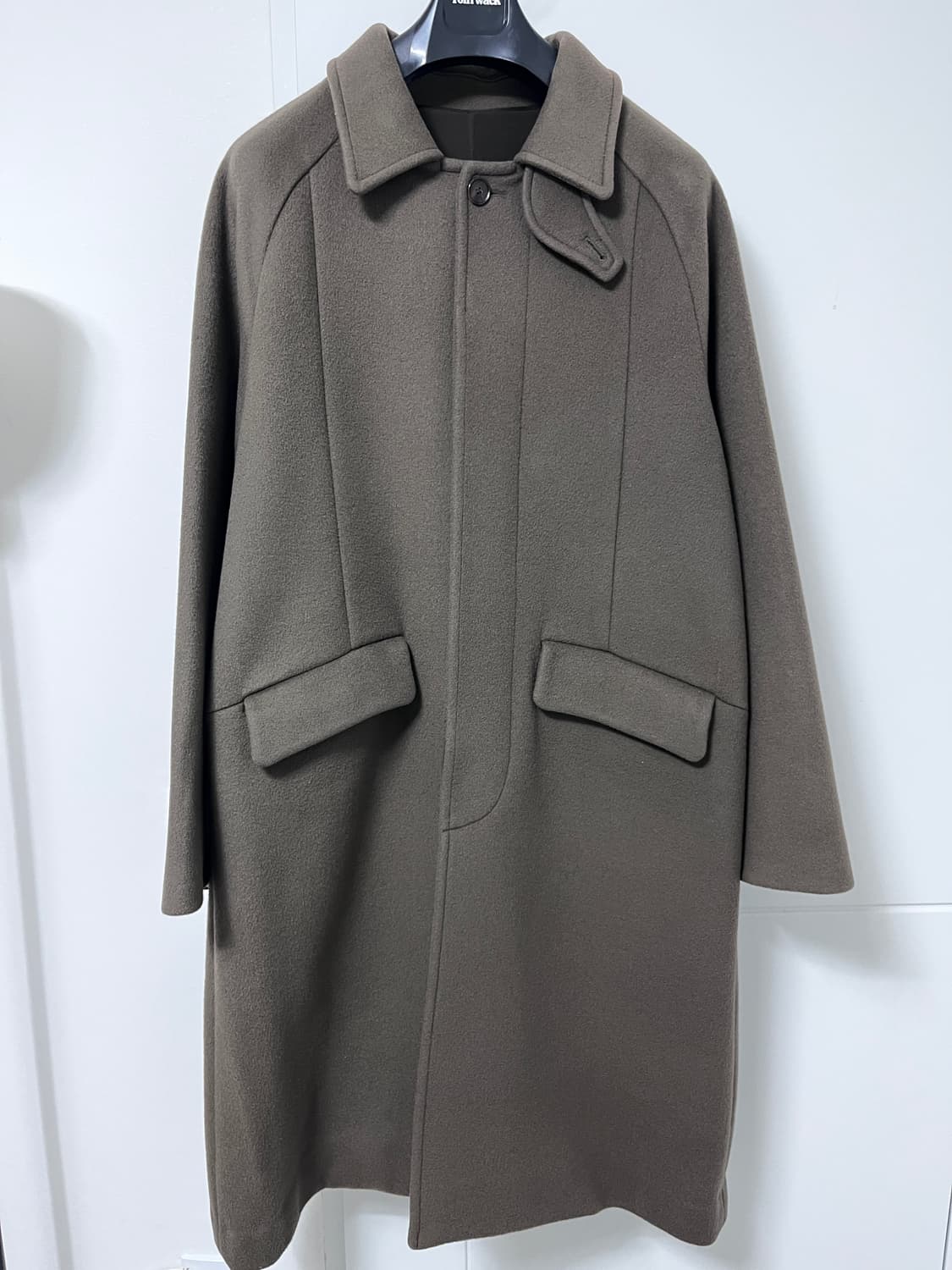 유스 20FW 맥코트 카키 팝니다. 상품이미지5