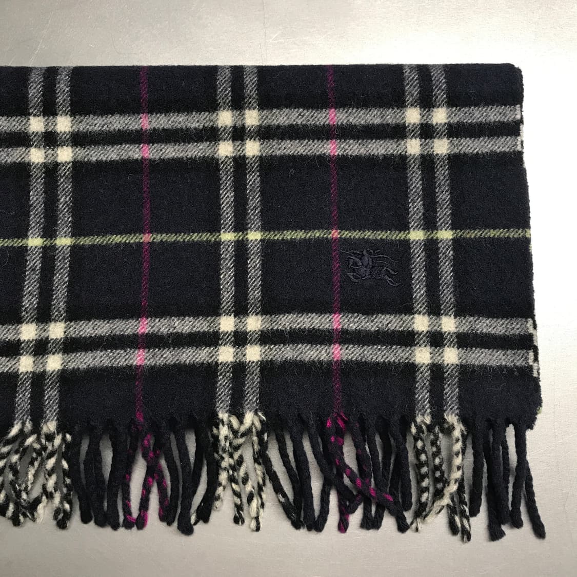 버버리 정품 램스울 머플러 네이비 상품이미지3