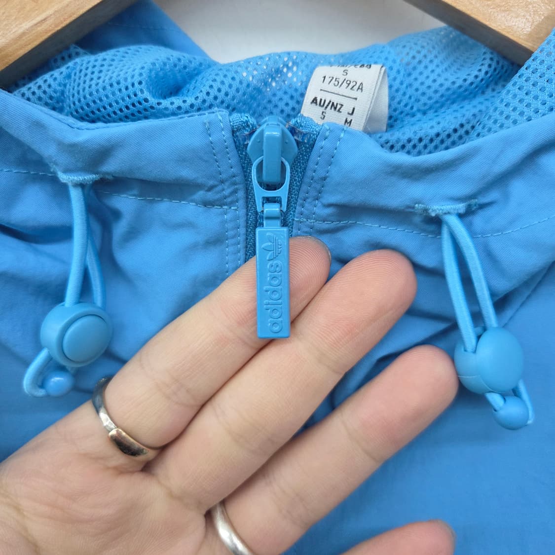 아디다스 아노락 바람막이 남m 상품이미지4