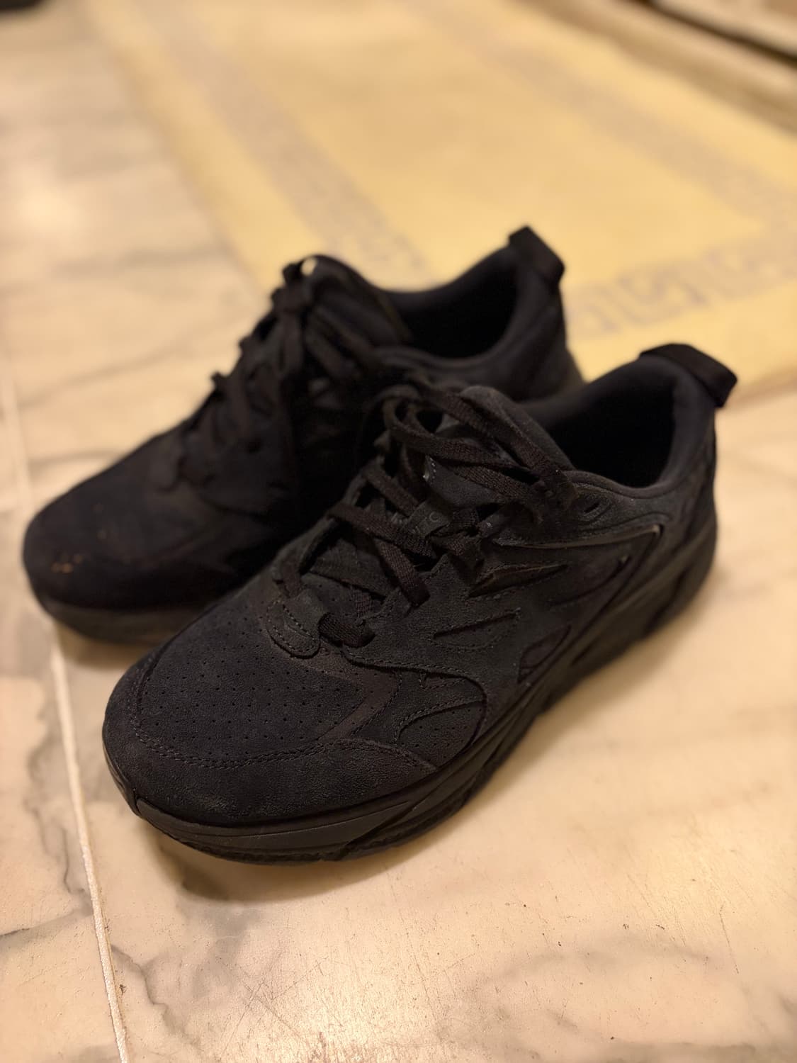 호카 U 클리프톤 L SUADE 270 상품이미지1