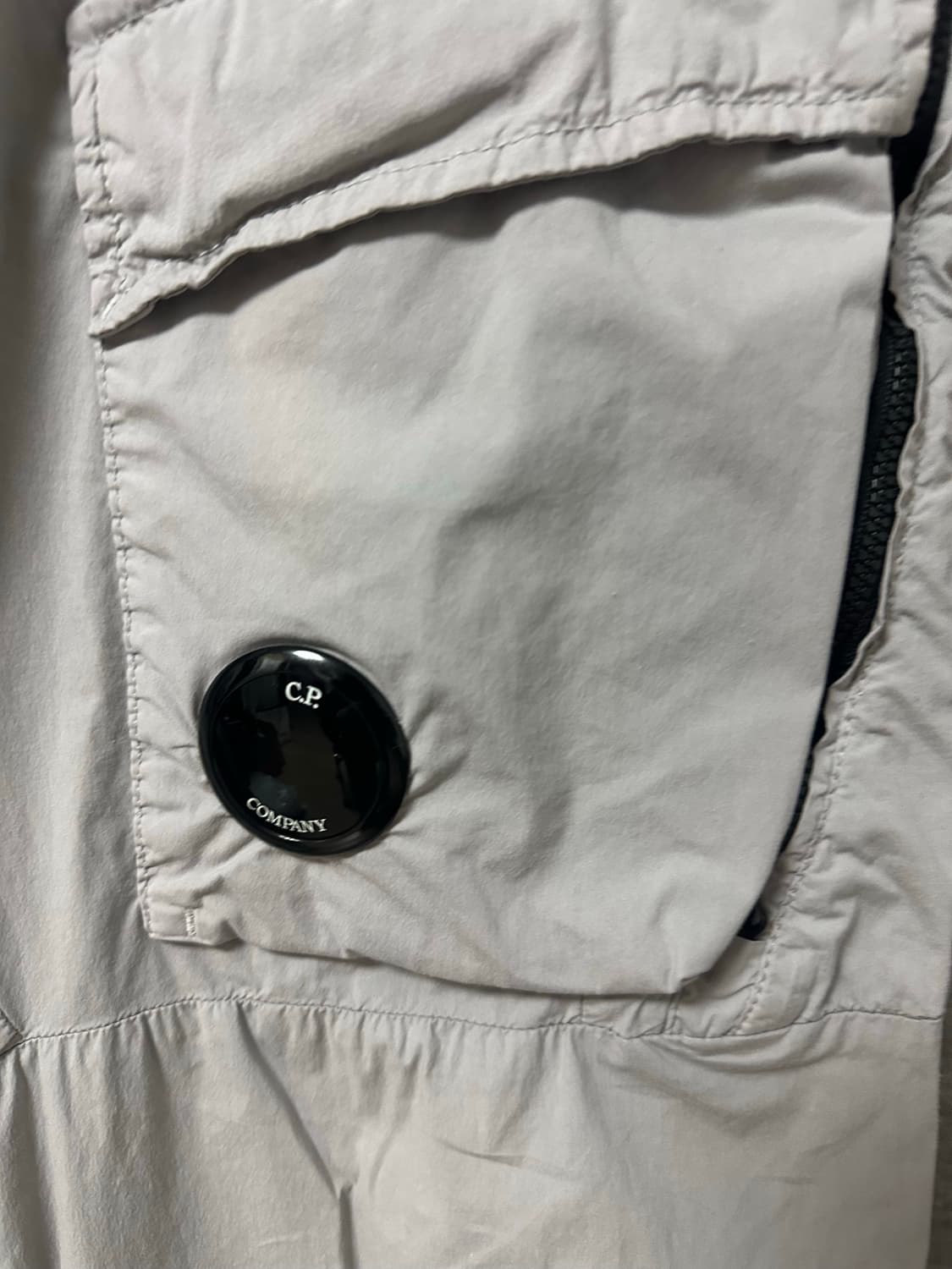 CP컴퍼니 렌즈와펜 카고 나일론 팬츠 그레이 (50)  상품이미지3