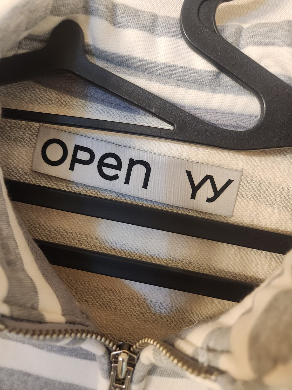 오픈 와이와이 아플리케 집업 상품이미지2