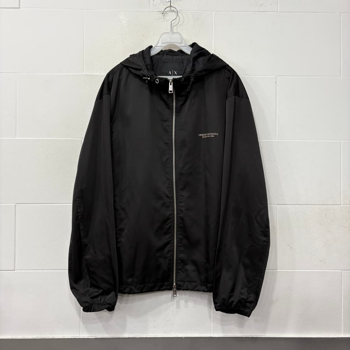 아르마니 익스체인지 블랙 후드 바람막이 상품이미지1