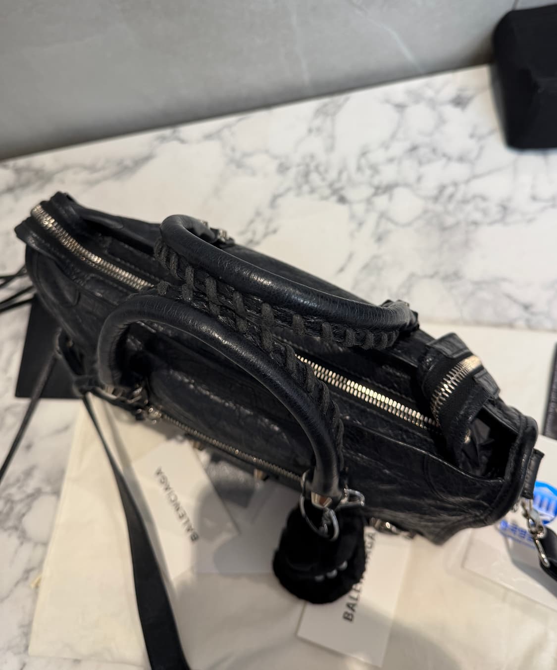 정품 발렌시아가 모터백 스몰 블랙  상품이미지6