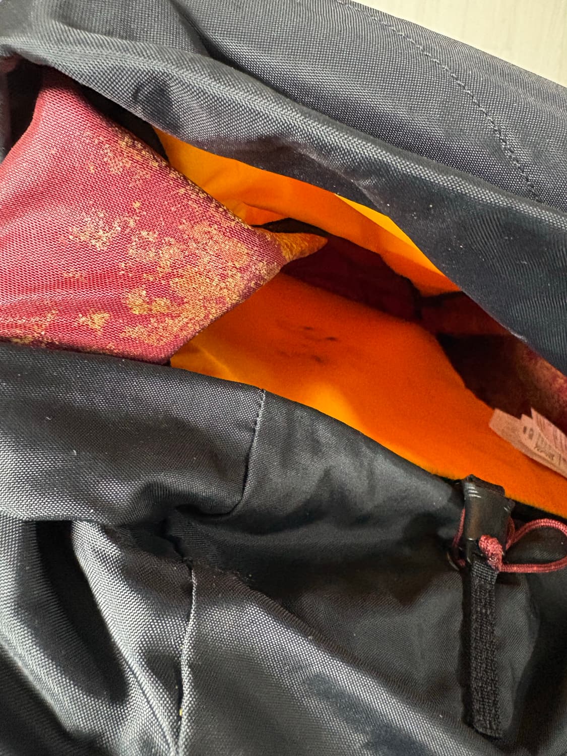 아크테릭스 Jerico 백팩 버건디 40L 상품이미지4