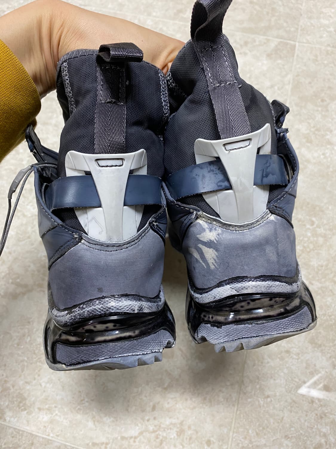 살로몬 x 보리스 비잔 사베리 260 상품이미지4