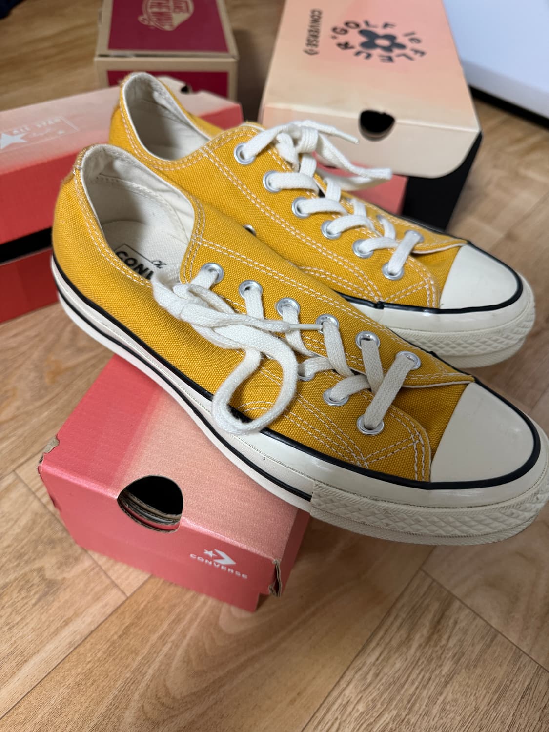 컨버스 척테일러 로우 빈티지 썬플라워 상품이미지2