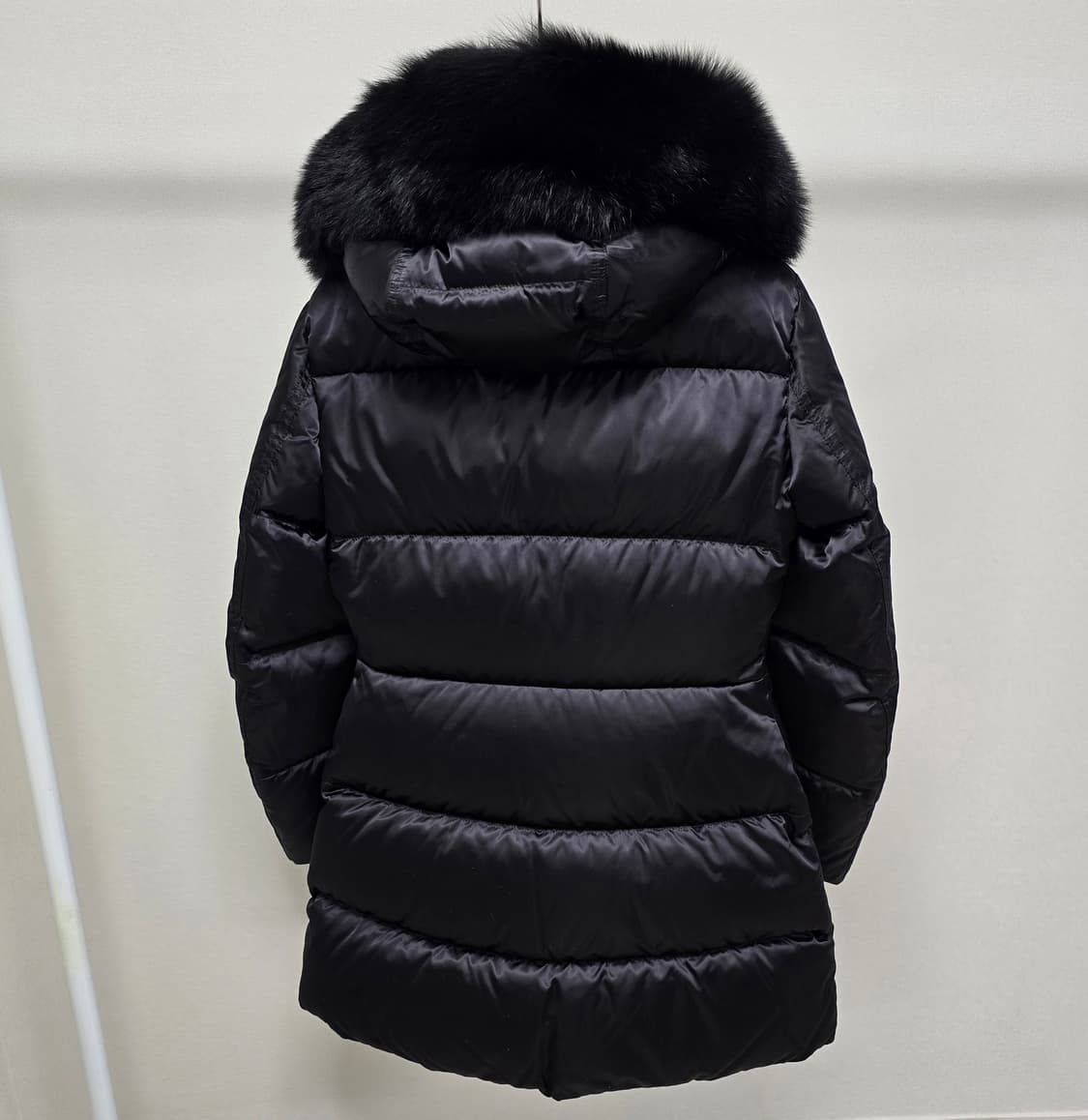 프라다 폭스 퍼 구스 다운 패딩 40사이즈 55 판매 상품이미지3