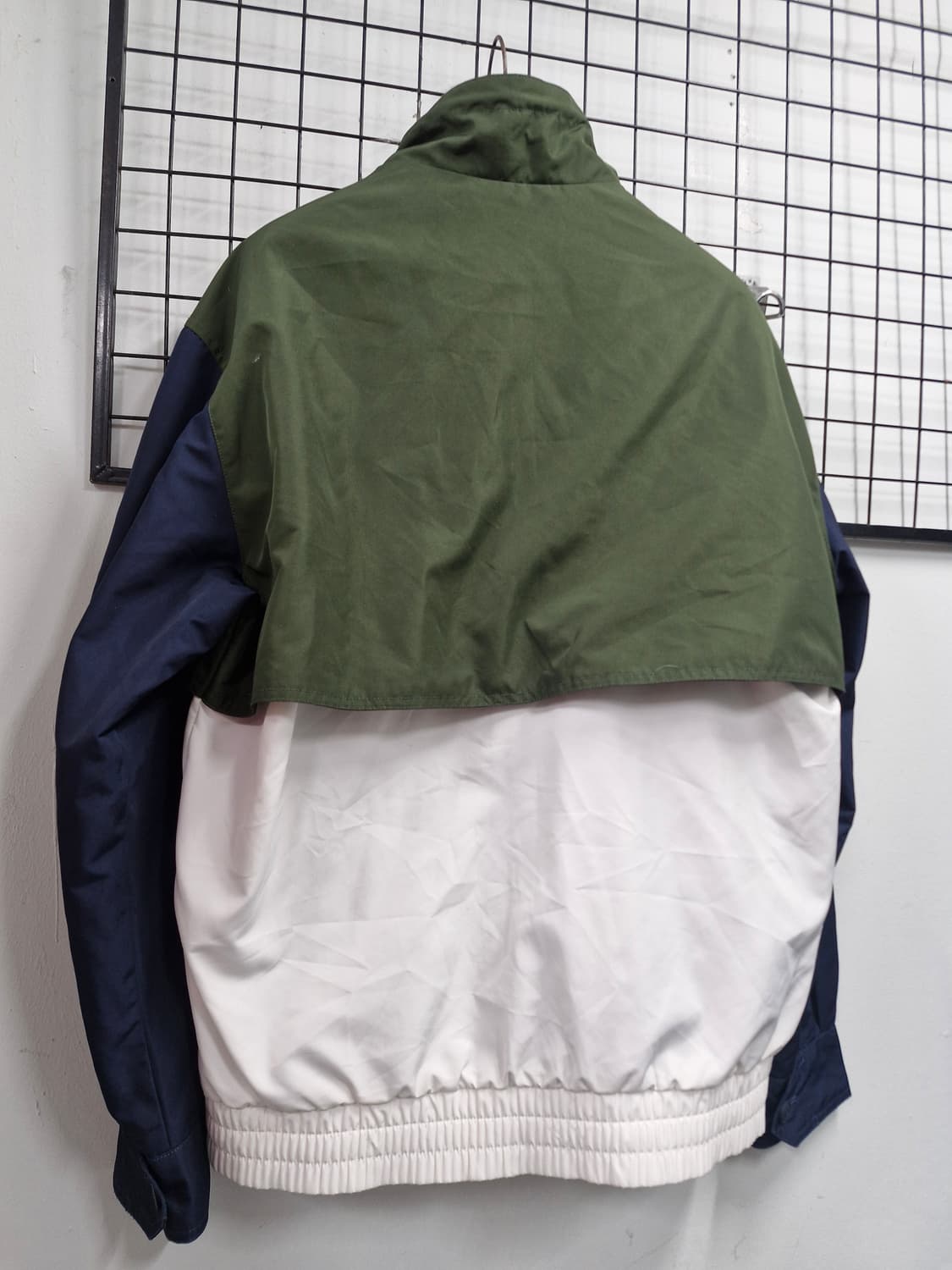 105XL 라코스테 컬러블럭 바람막이 자켓. 상품이미지7