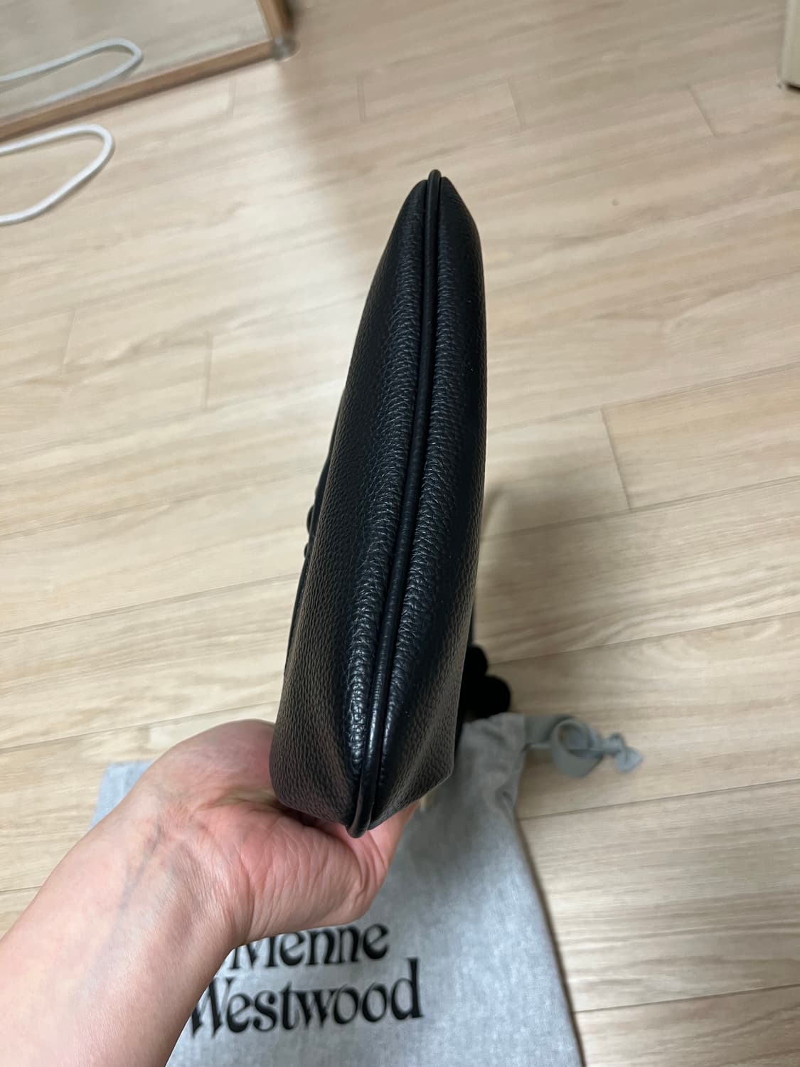 비비안웨스트우드 첼시백 블랙 상품이미지2