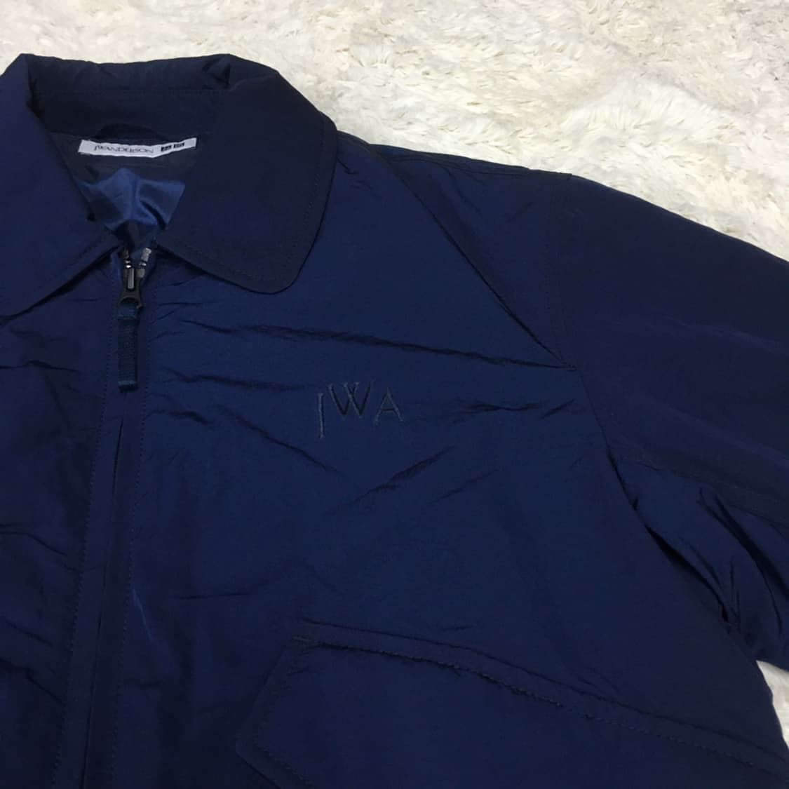 유니클로 JW앤더슨 패디드 숏블루종 DD15 상품이미지3