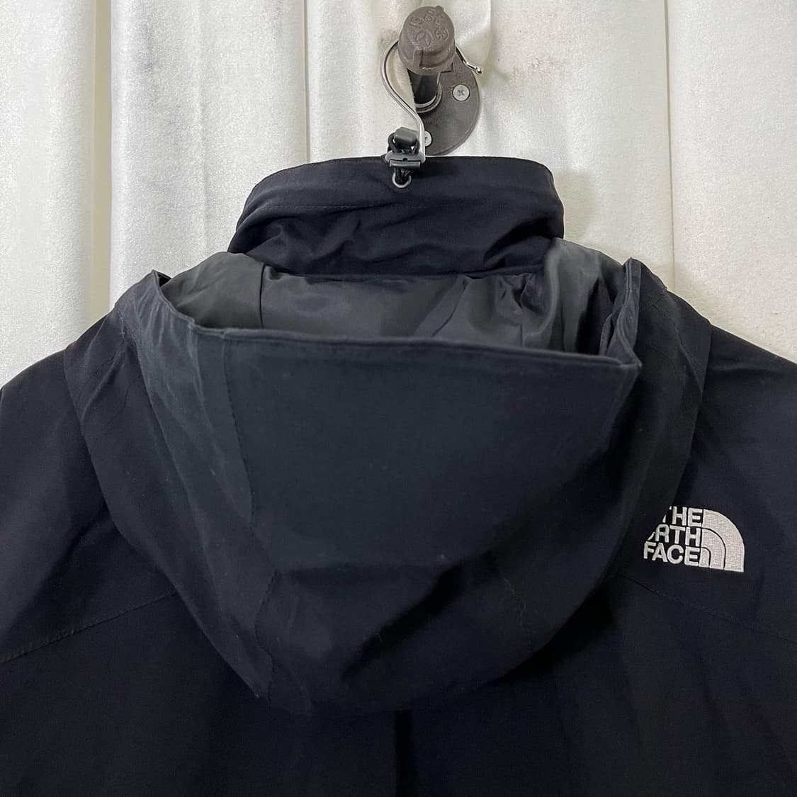 노스페이스 블랙 고어텍스 윈드브레이커 상품이미지6