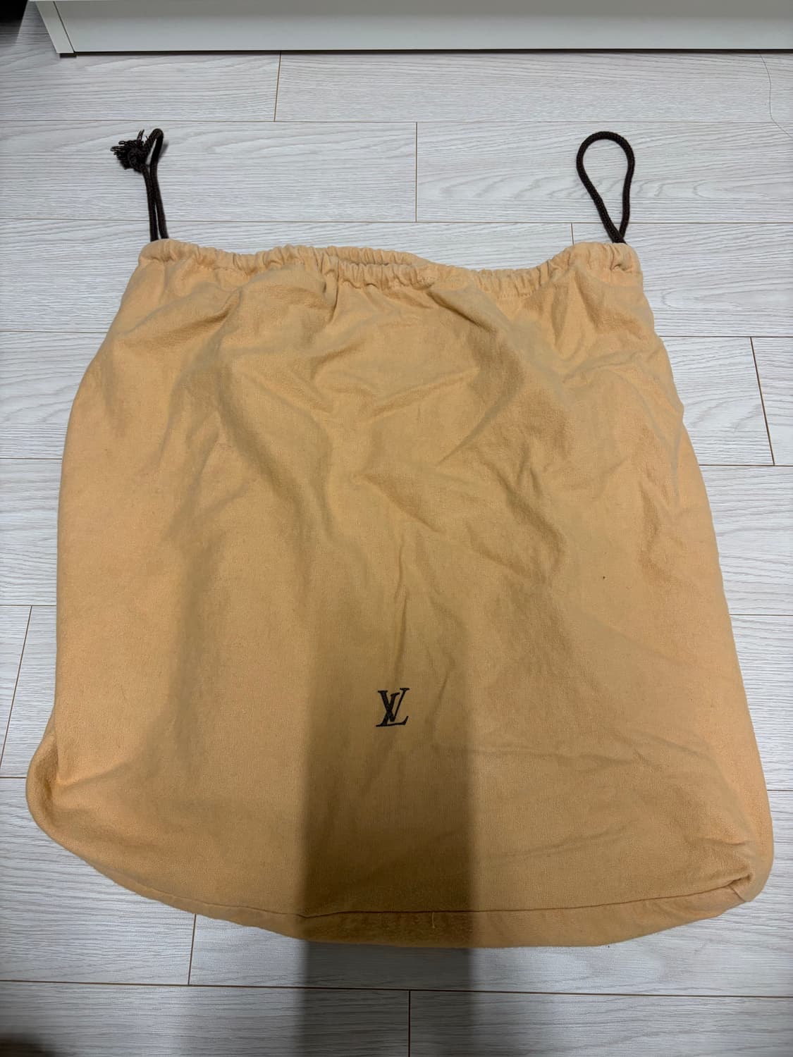 루이비통 에삐 숄더백 상품이미지9