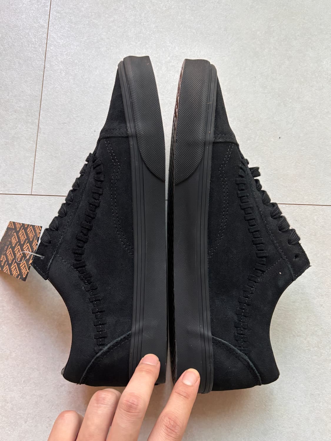 반스 올드스쿨 스티치 스트라이프 블랙 스웨이드 Voodoo Style 상품이미지4