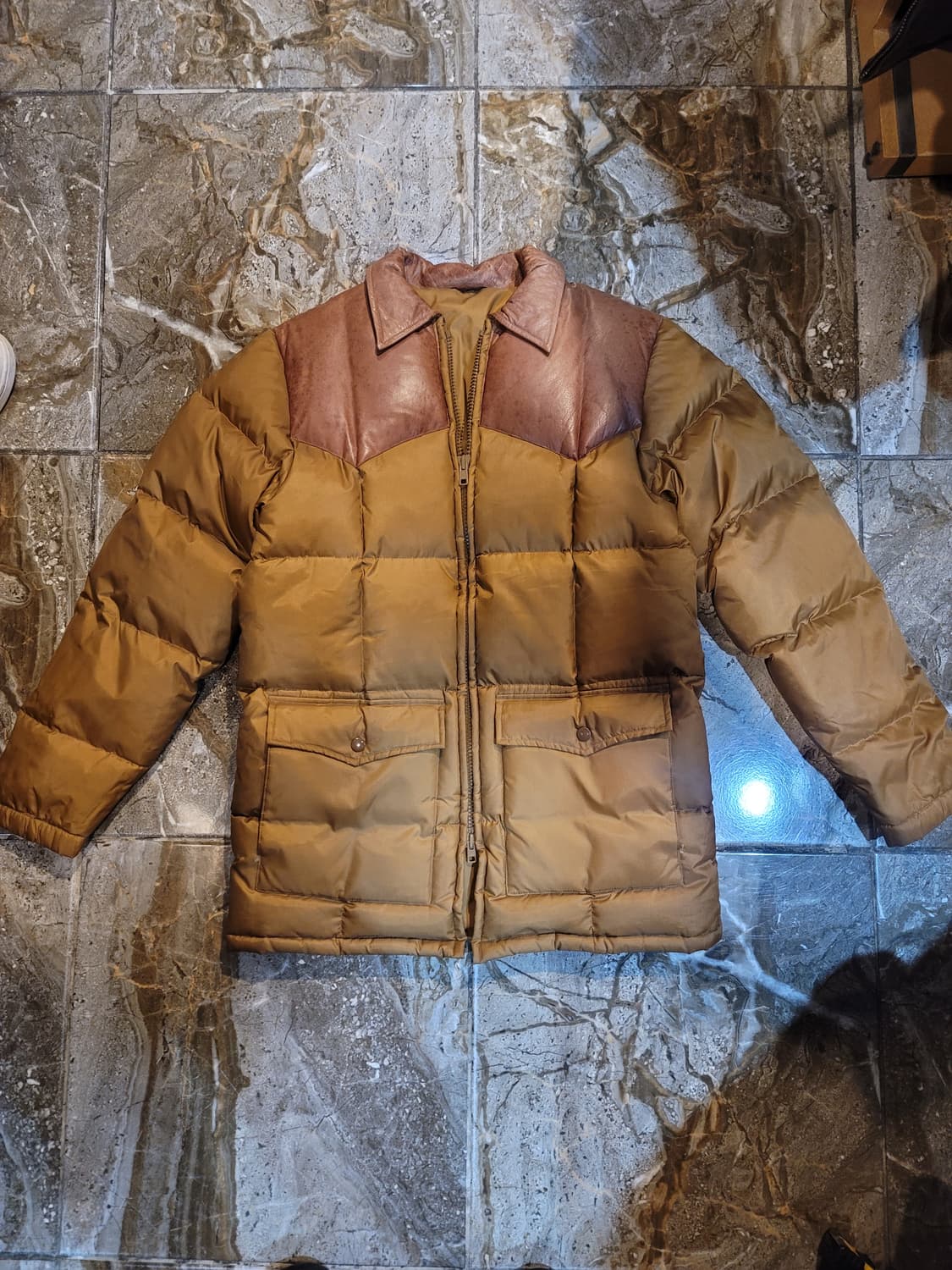 웨어하우스 요크 다운 패딩 상품이미지1