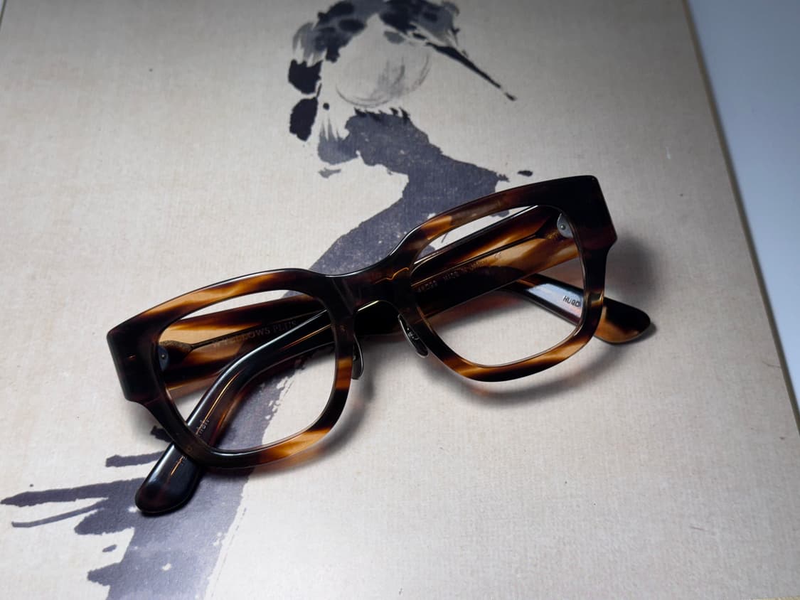 옐로우즈 플러스 스퀘어 쉐입 볼드 뿔테 일본제 안경 0021 상품이미지1