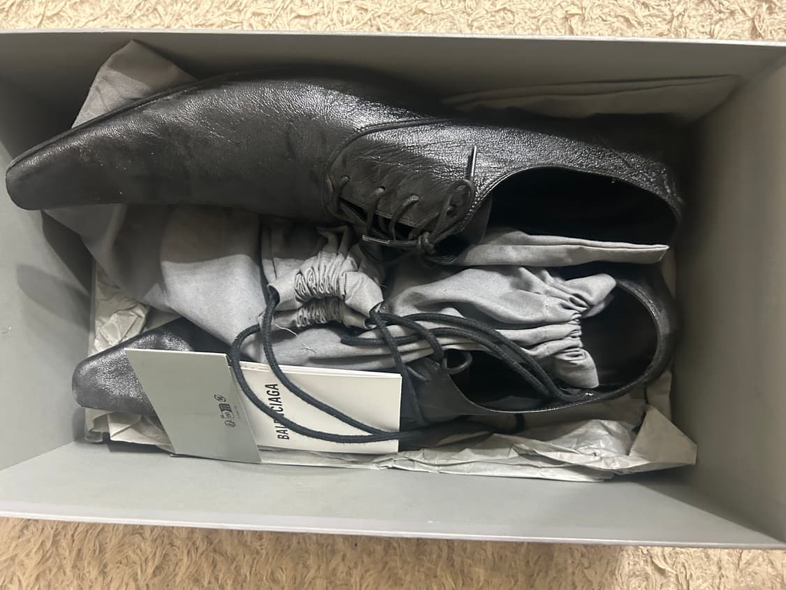 Balenciaga ultra soft derby 상품이미지5