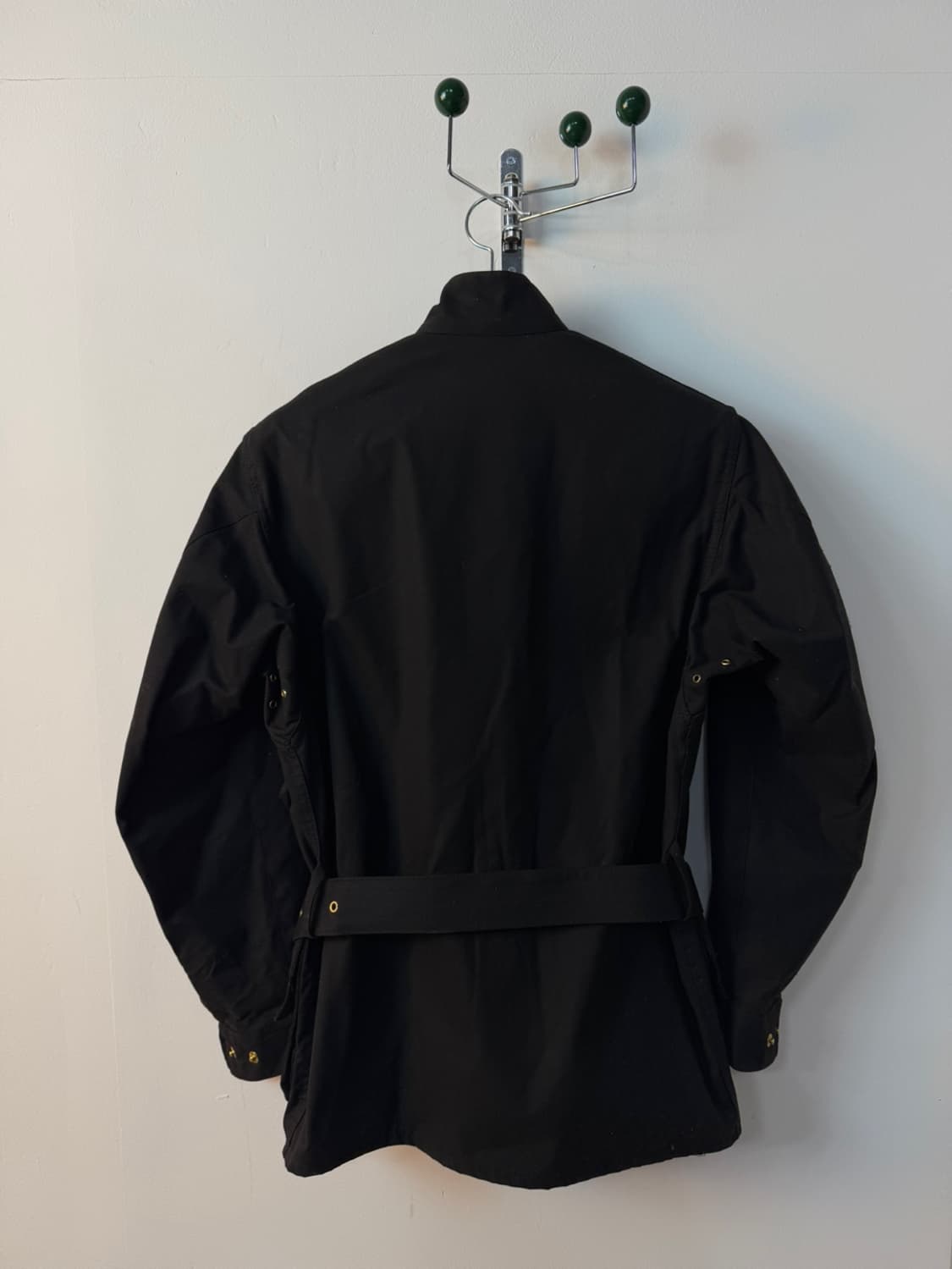 바버 인터내셔널 벨티드 왁스 자켓  상품이미지4