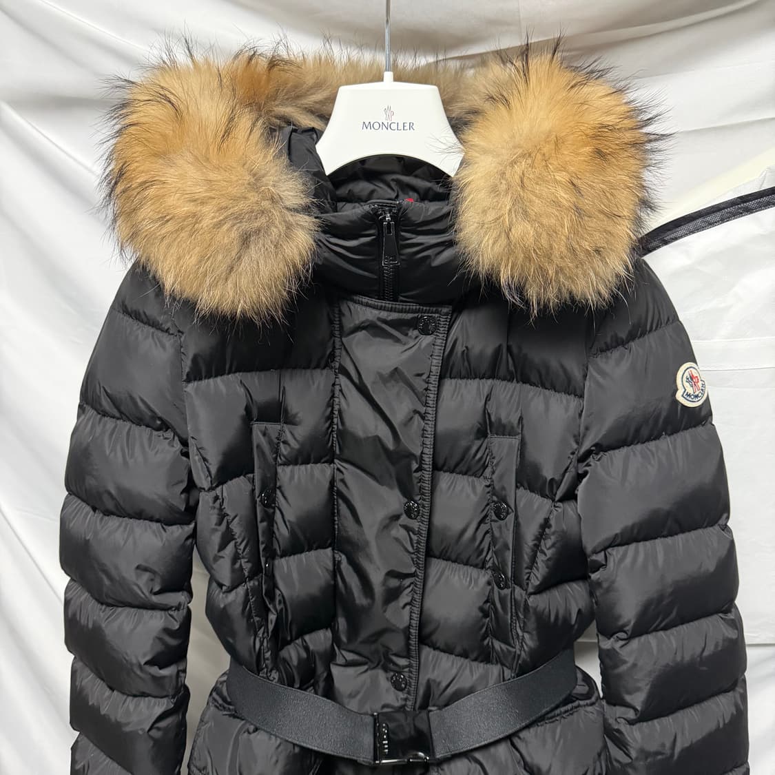 [S급/1] 몽클레어 클로에 여성패딩 블랙 라쿤퍼 풀구성 끌로에 상품이미지2