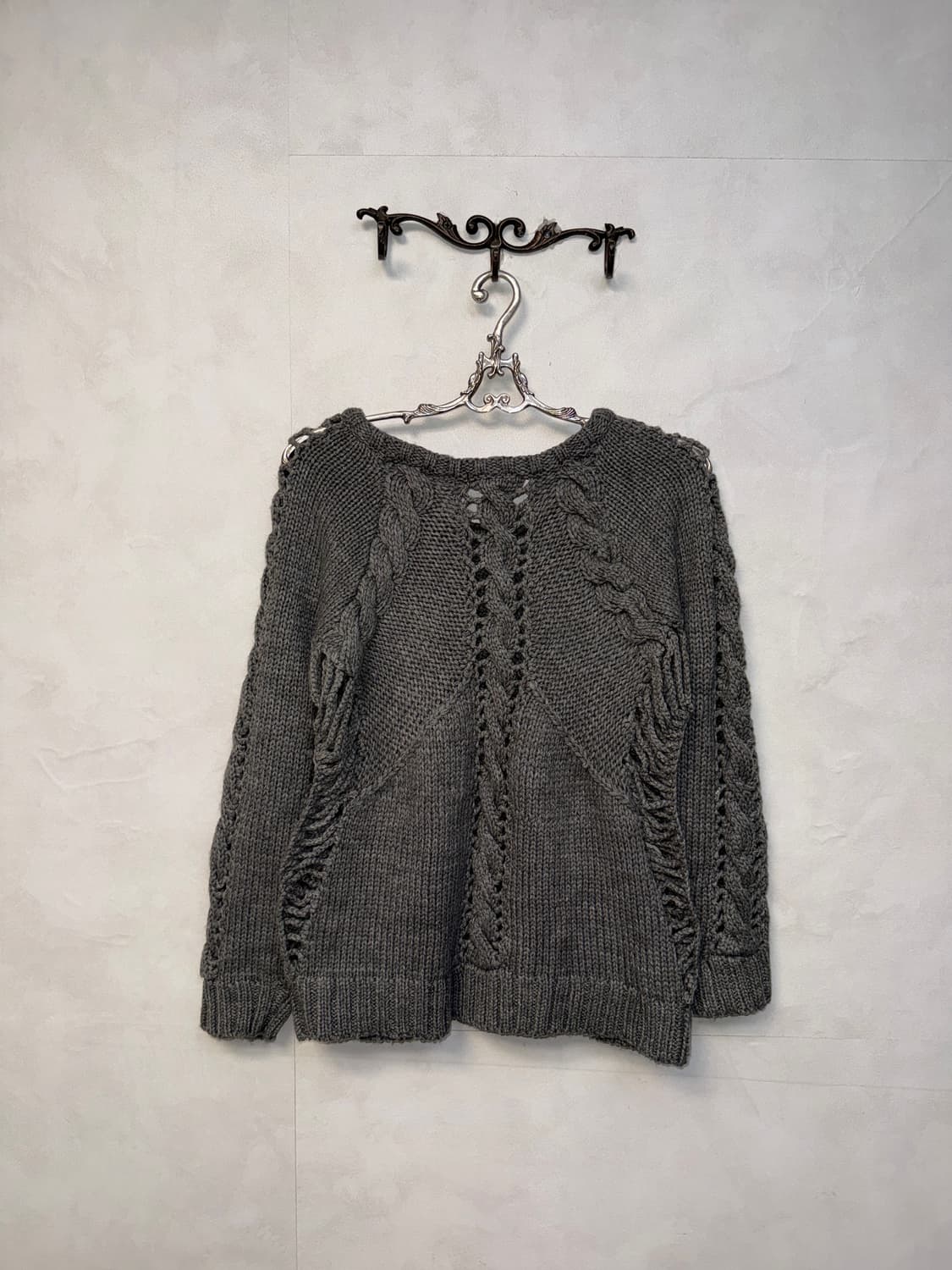 Gray grunge damaged twist net knit 상품이미지3