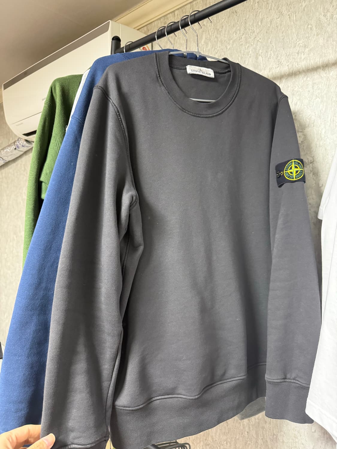 스톤아일랜드 맨투맨 상품이미지1