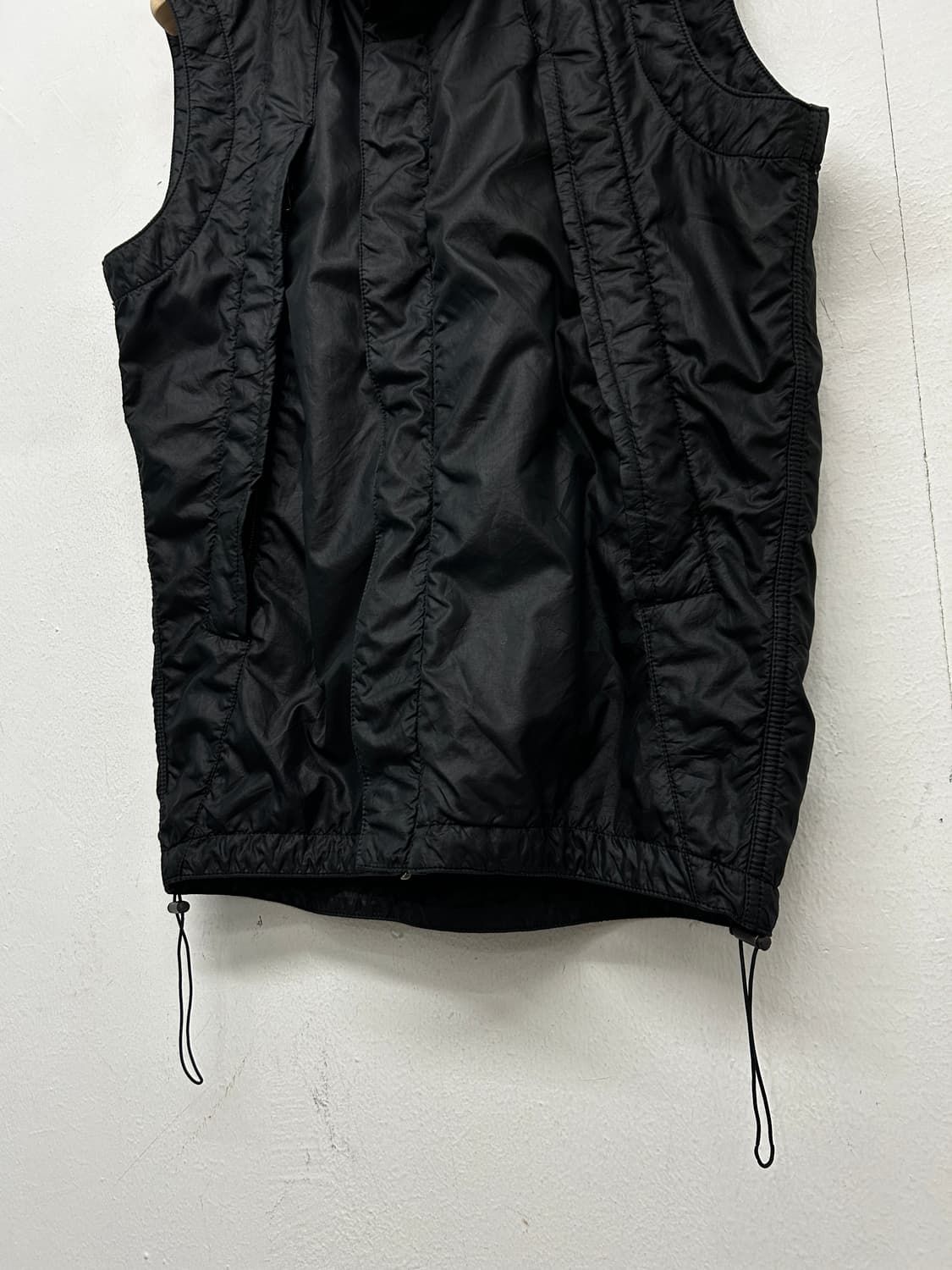 Ripvanwinkle 립반윙클 후드 베스트 상품이미지3