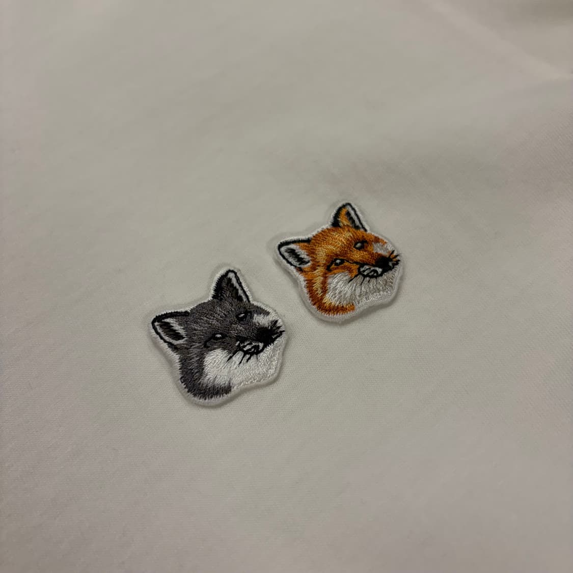 [95] 메종키츠네 폭스헤드 반팔 티셔츠 화이트 B815 상품이미지4