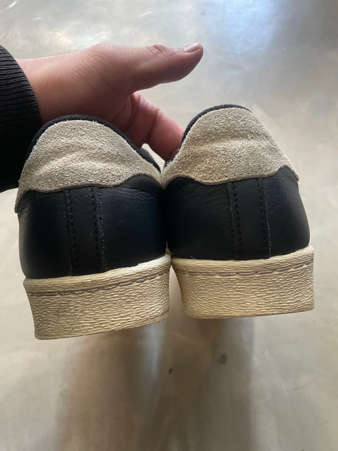 아디다스 슈퍼스타 82 블랙 화이트 290 상품이미지5