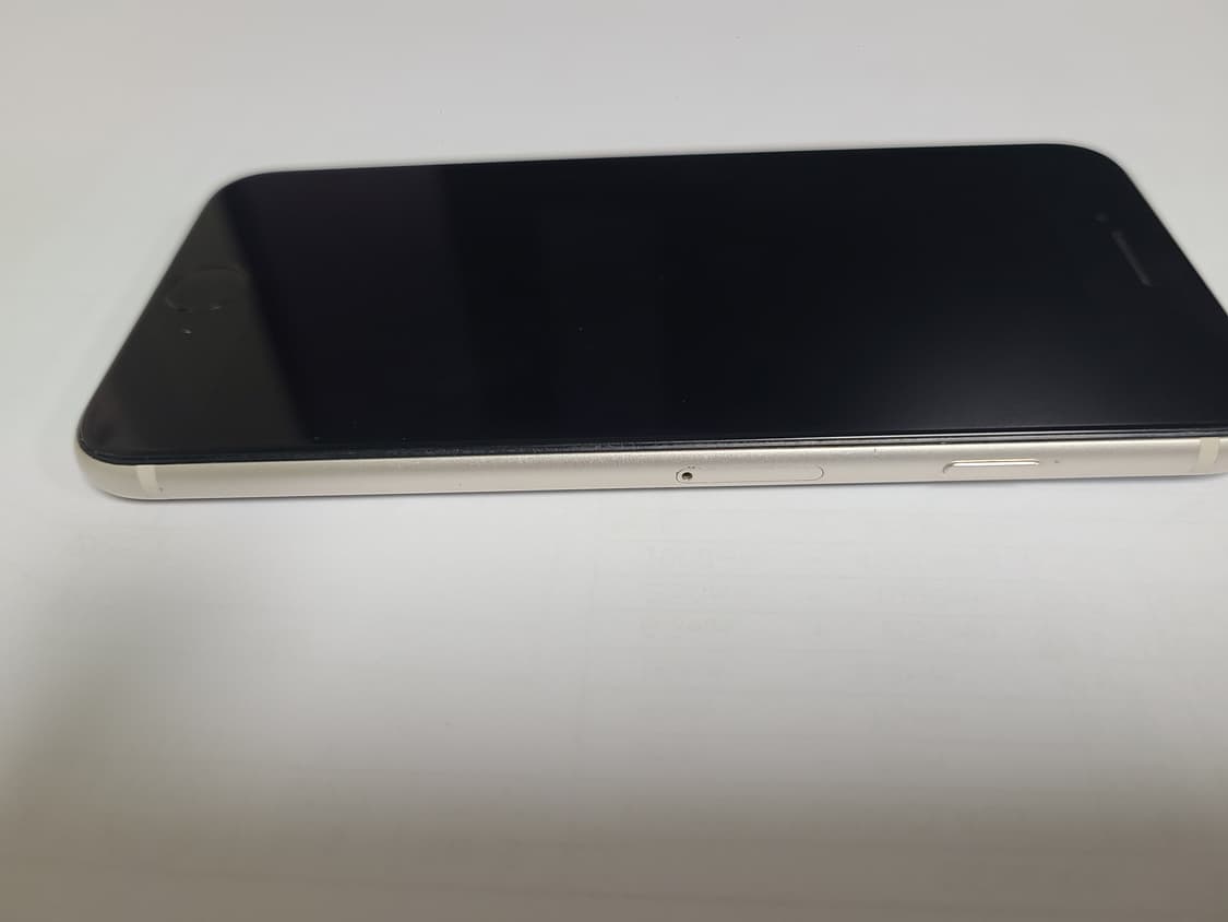 아이폰 se3 화이트 128g 한국판 배터리85 상품이미지3