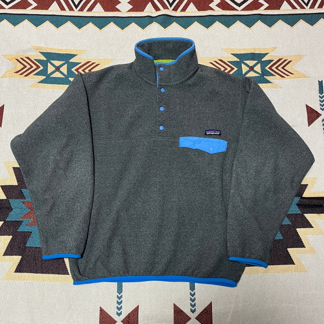 파타고니아 신칠라 스냅티 m 니켈 그레이 상품이미지1