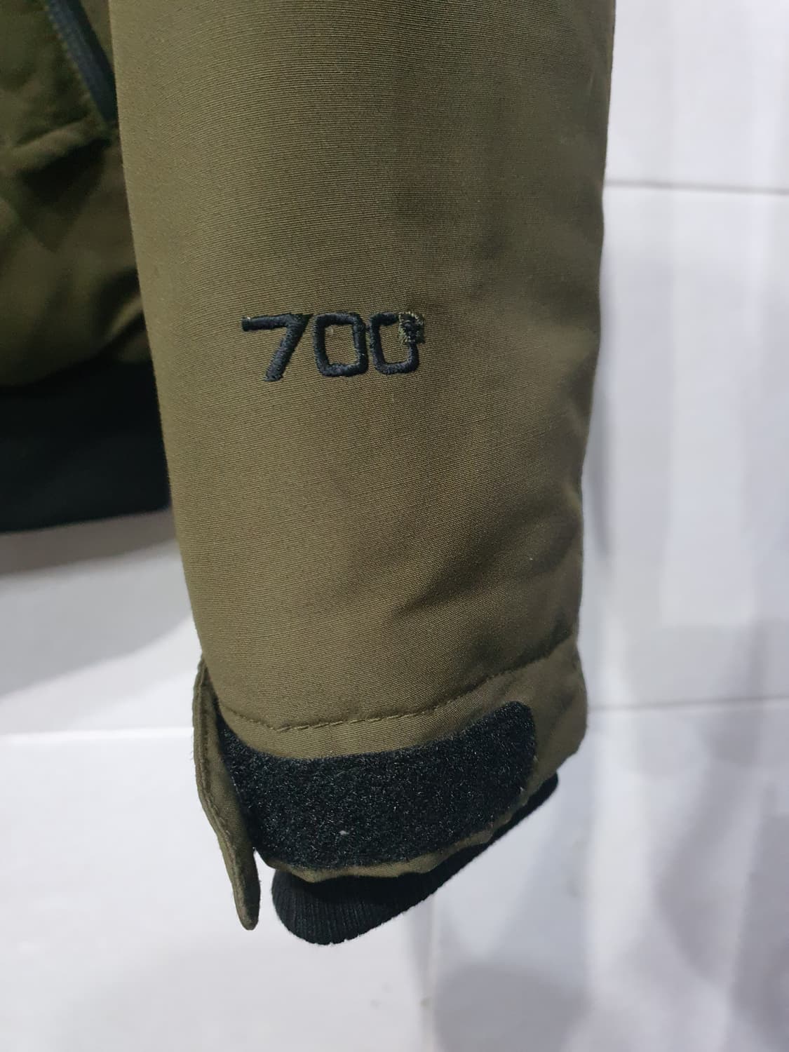 아이더 스투키 다운 패딩 상품이미지7