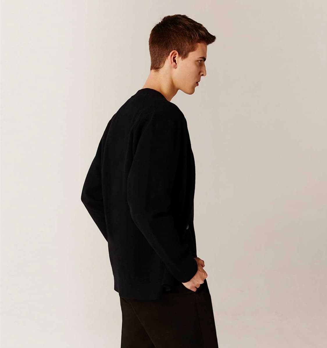 지오다노 12GG 하프밀란 브이넥 가디건 상품이미지2