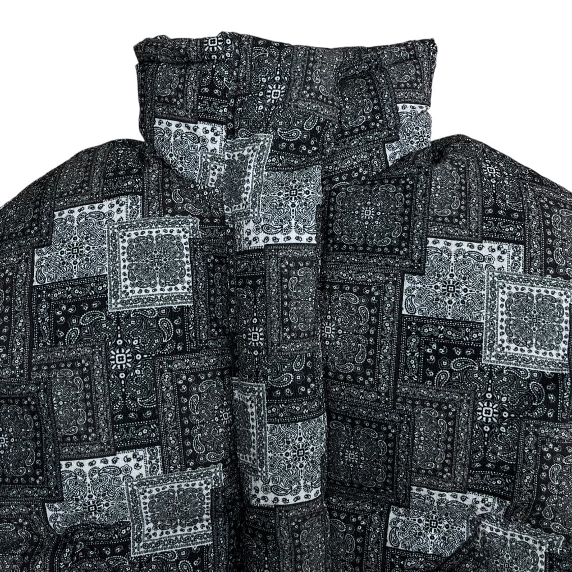 스펠에디트 반다나 패턴 패딩 상품이미지5